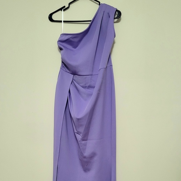 Elegant One-Shoulder Split Thigh Dress - Picture 5 of 7